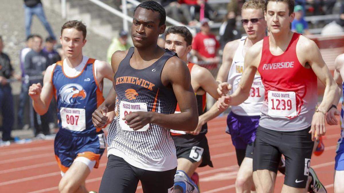 Kennewick’s Johan Correa heads toward a victory in the mile during the 57th annual Pasco Invite at Edgar Brown Stadium last year.