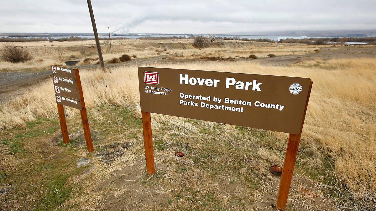 Hover Park south of Kennewick offers access to the Columbia River.