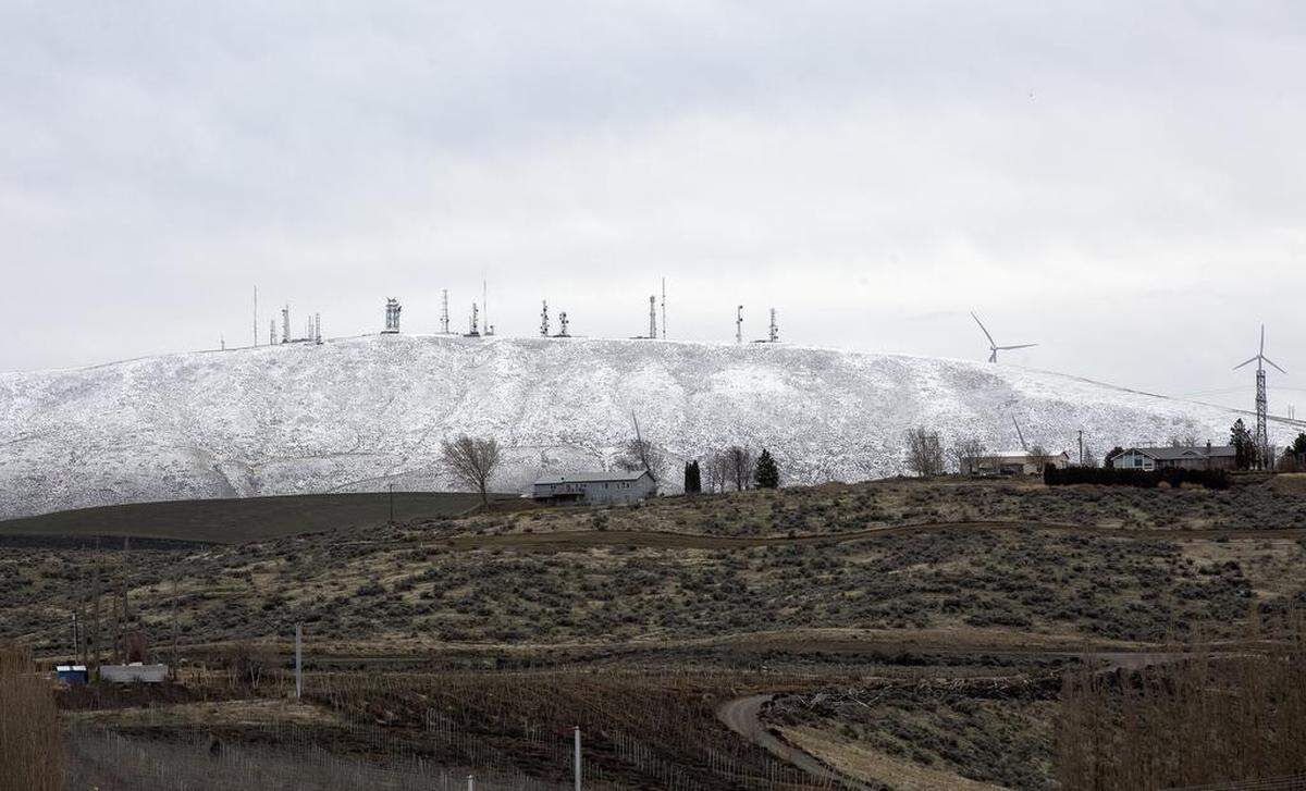 As temperatures fall some snow is possible this week in the Tri-Cities area, particularly at higher elevations like Jump Off Joe, south of Kennewick.