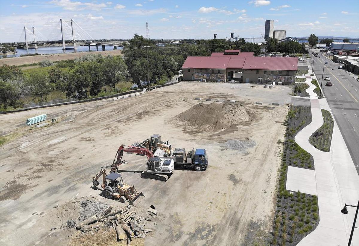 June 30, 2018 - The Port of Kennewick is proceeding with construction near Columbia Gardens Urban Wine & Artisan Village for a planned Columbia Basin College culinary center in the Duffy’s Pond area in Kennewick.