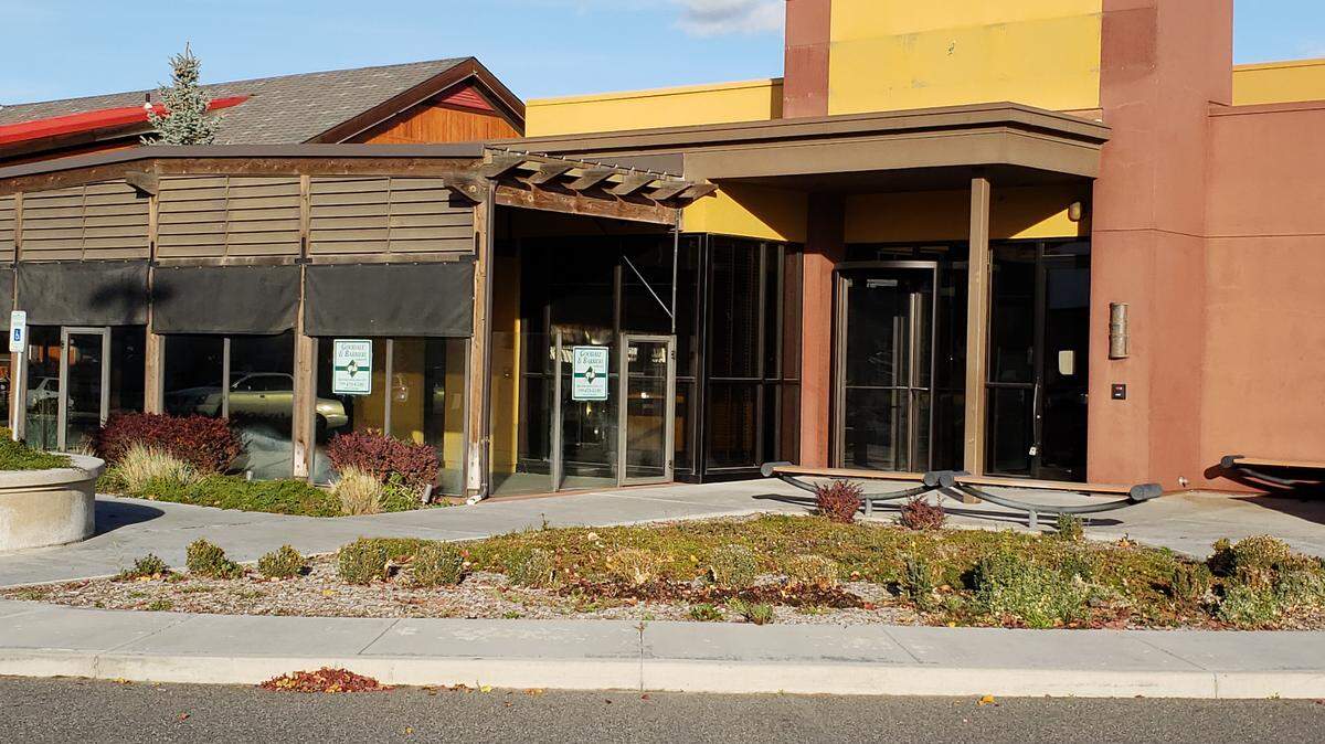 A deal to lease the former P.F. Chang’s China Bistro in Kennewick is taking longer than expected. The identity of the incoming tenant is on hold until the New Year, brokers say.