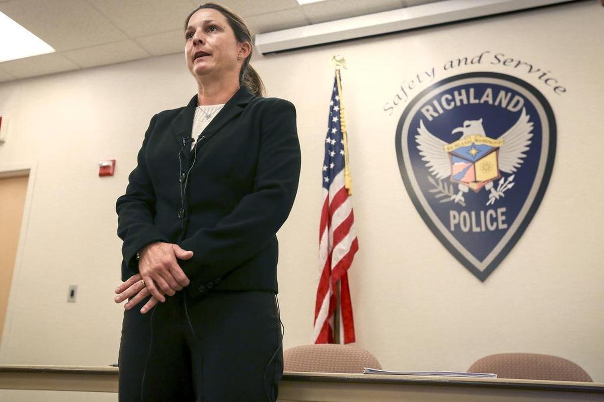 Detective Athena Clark of the Richland Police department speaks during a press conference in 2017.
