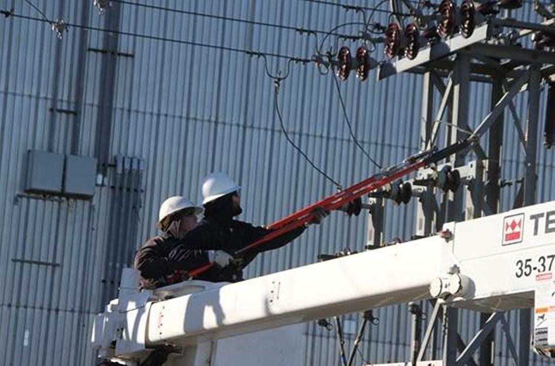 As the services provider at Hanford, Mission Support Alliance provides sitewide assistance, including the removal of overhead power lines as a part of the demolition work at the Plutonium Finishing Plant.