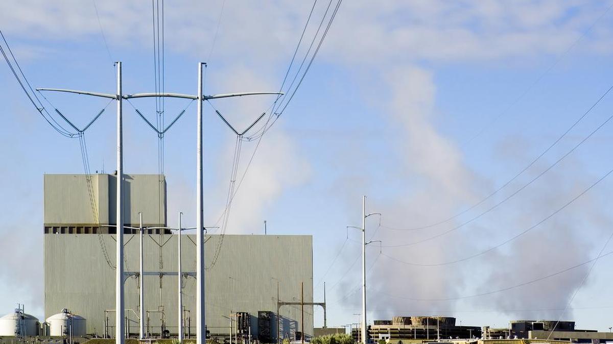 Energy Northwest's Columbia Generating Station sent more than 8.8 million megawatt-hours of carbon-free electricity to the grid in 2019. As the third-largest provider of electricity in Washington, Columbia’s 1,207 gross megawatts can power a city the size of Seattle.