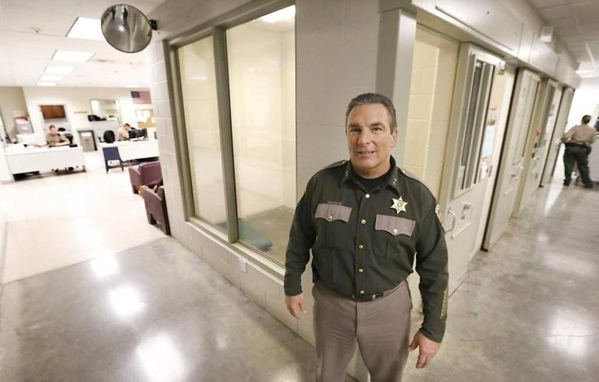 In 2020 a majority of Benton County deputies and other union employees voted ‘No confidence’ in Sheriff Jerry Hatcher, calling him a tyrant. He was recalled by voters in 2021.