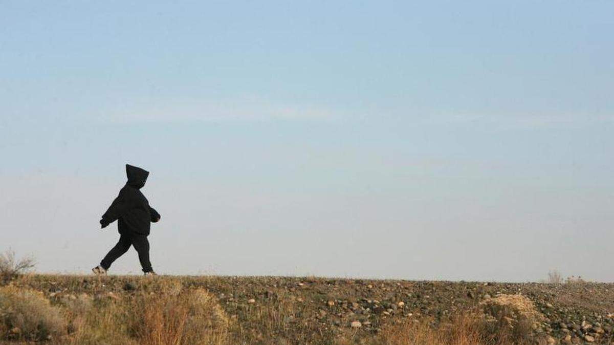 A walker in on the move along Sacajawea Heritage Trail in Kennewick. This is one of the trails in Washington state that has received money from the federal Land and Water Conservation Fund, which will expire in the fall if Congress does not re-authorize it.