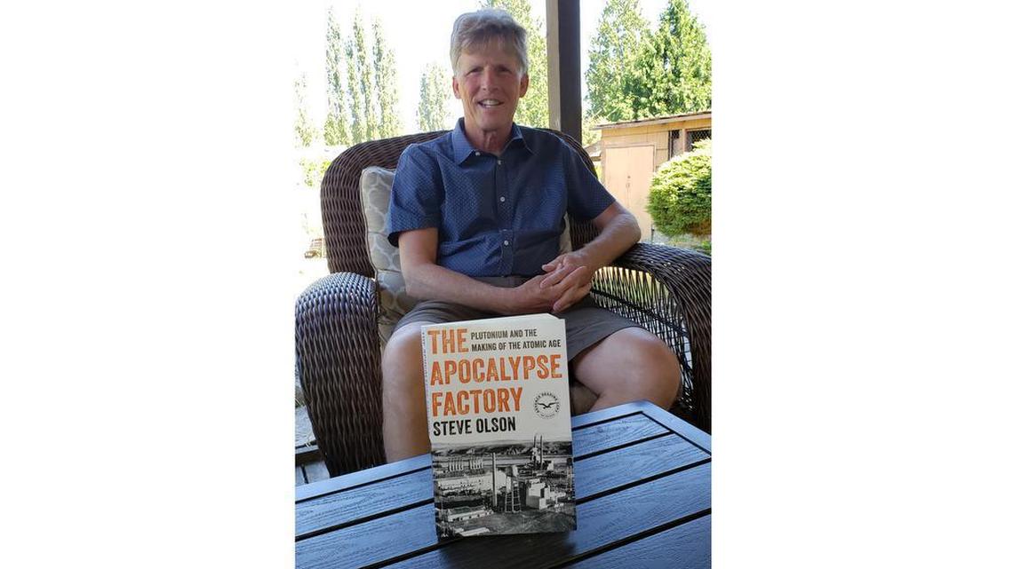A native of Othello, Wa., Steve Olson has written a book about Hanford’s mission during World War II. His previous book, “Eruption: The Untold Story of Mount St. Helens”, won the Washington State Book Award in 2017, and was named one of the best nonfiction books of 2016 by Amazon. He now lives in Seattle.