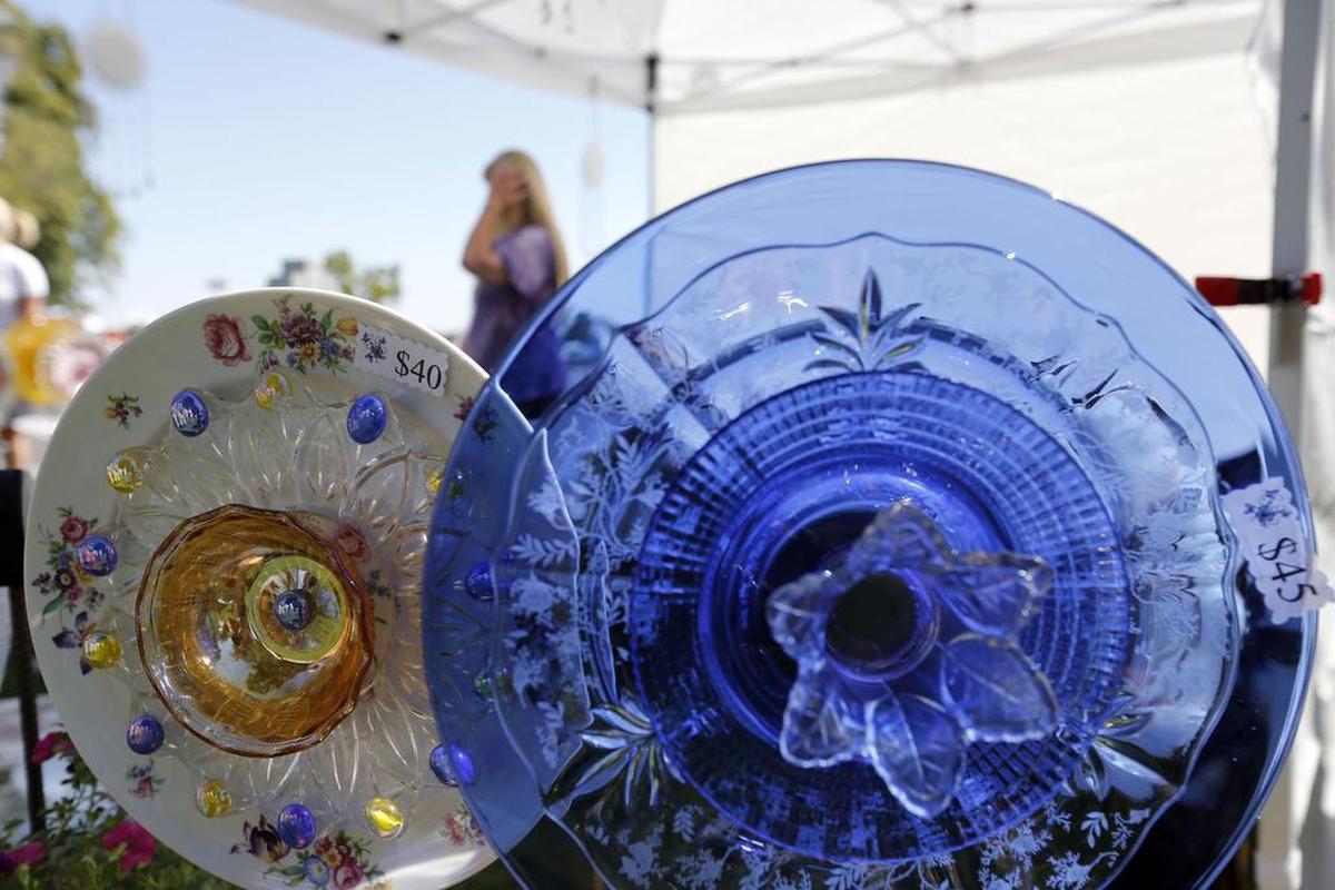 The 65th annual Art in the Park started on Friday with over 200 vendors selling their work at Howard Amon Park in Richland. The Allied Art Association fundraiser continues on Saturday from 9 a.m. to 7 p.m.