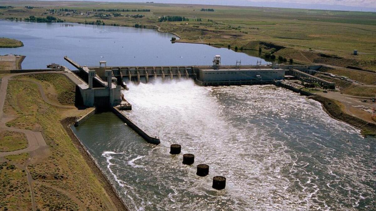 Ice Harbor Lock and Dam is among the four lower Snake River dams providing clean hydropower to the Northwest.