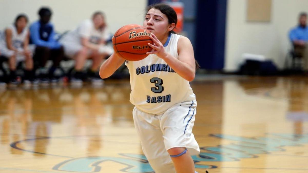 Columbia Basin College’s Sierra Perez is one of the top scorers (26.4 points) and 3-point shooters (46.7 percent) in the NWAC. She has the Hawks off to a 9-4 start.