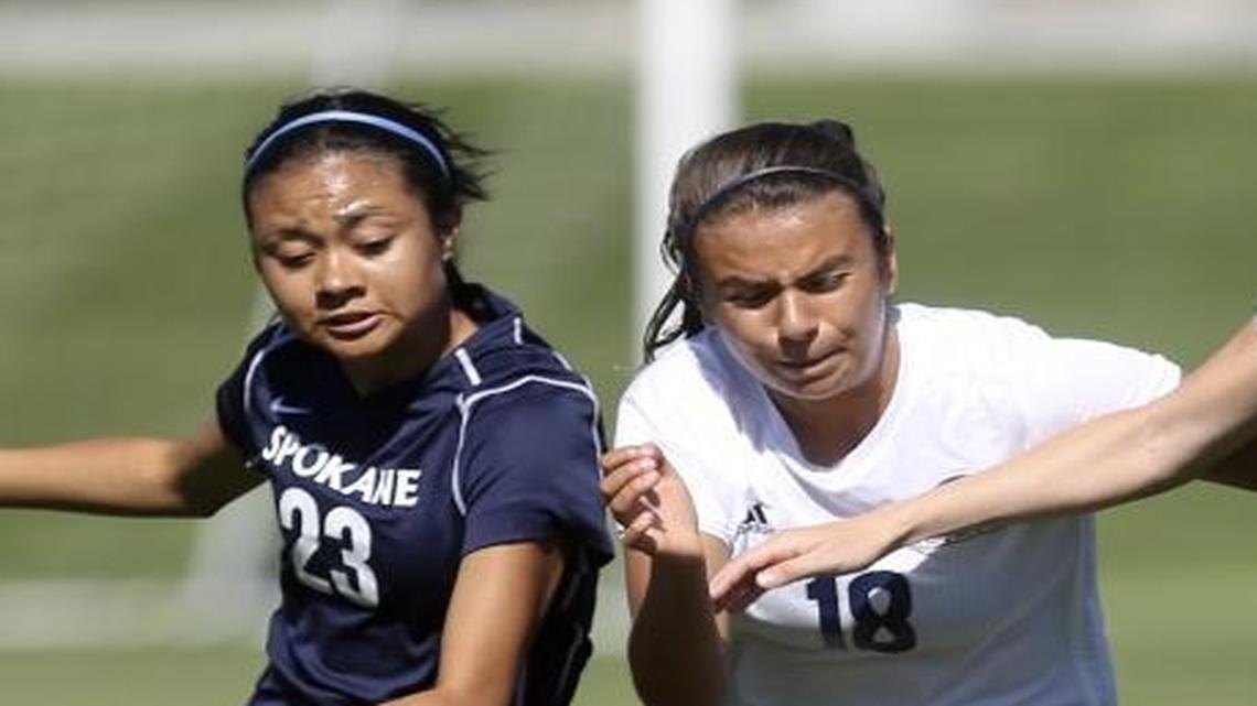 Anderson leading Hawks through growing pains