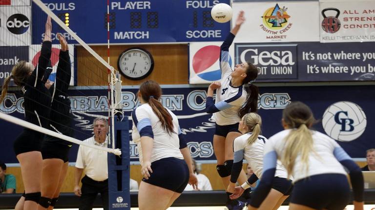 Columbia Basin College vs Wenatchee Volleyball 9/16/2015