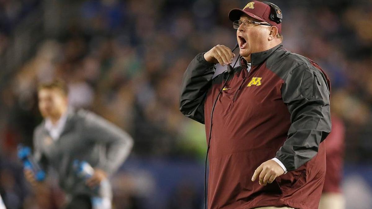 Former Minnesota head coach Tracy Claeys, disputing a call during the 2016 Holiday Bowl against Washington State, was reportedly hired as WSU’s defensive coordinator on Tuesday. Claeys’ Gophers beat the Cougars 17-12 in his final game with the team.