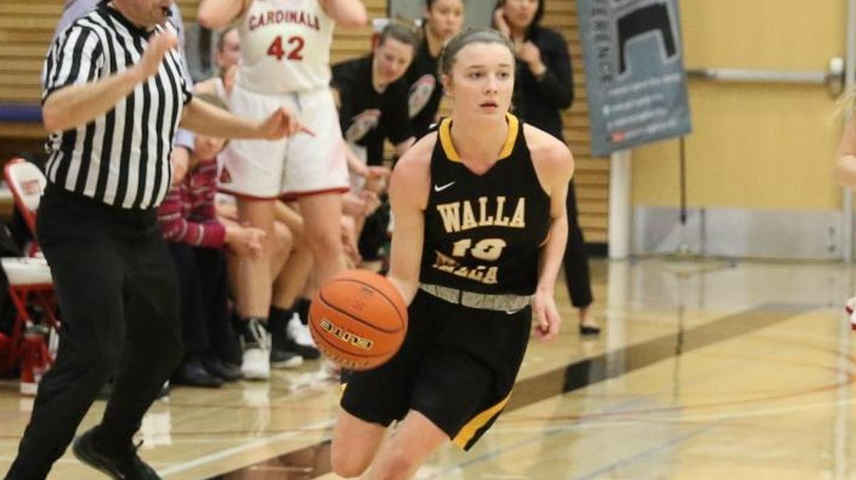 Walla Walla Community College guard Cierra Jo McKeown (10) signed a letter of intent to play basketball at UC Davis.