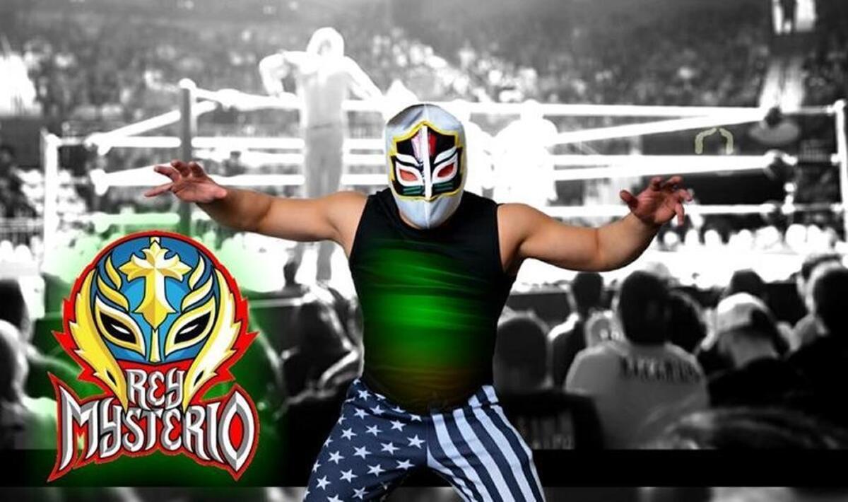 Hernan Serra as Rey Mysterio