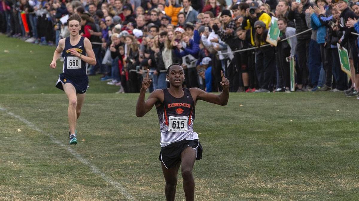 Kennewick’s Johan Correa won the WIAA 3A boys state cross country championship Saturday at Sun Willows Golf Course in Pasco. Correa finished in 5 minutes, 26.40 seconds.