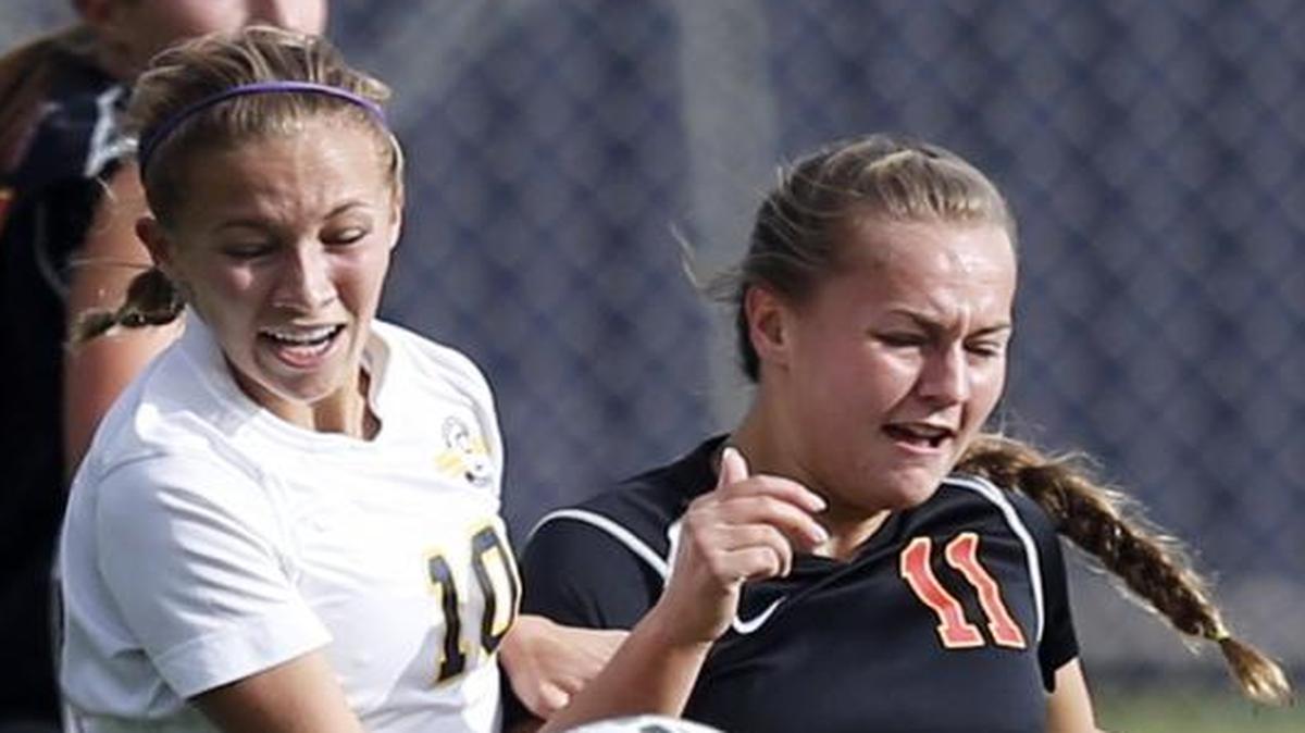 Southridge and Kamiakin play key soccer matches Tuesday, with the Suns hoping to grab the region’s top seed into state, while the Braves are hoping to keep their season alive.