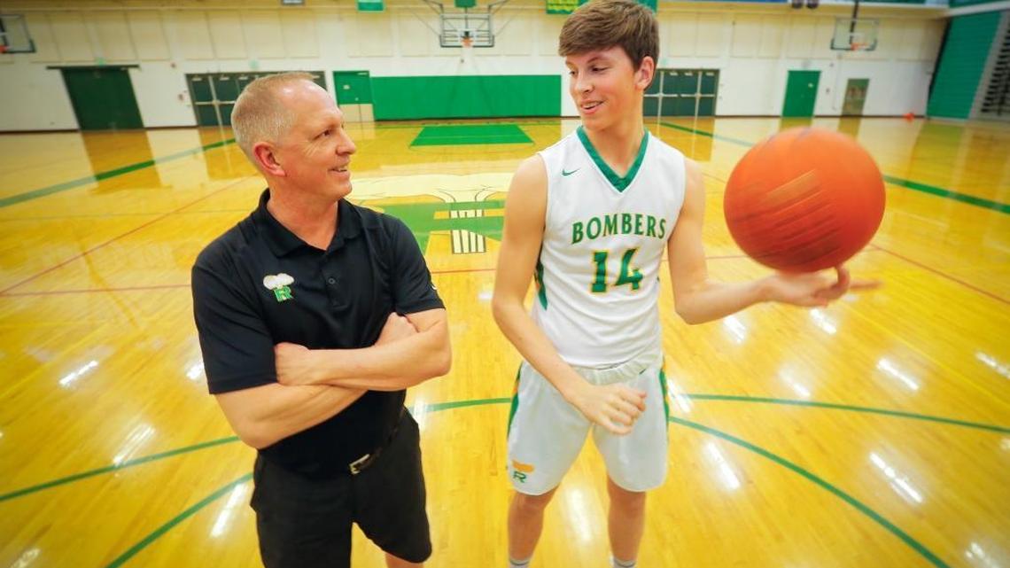 Family and hoops: Streuferts balance player-coach relationship with Richland’s success on the court