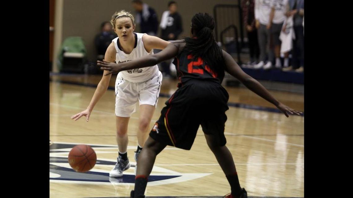 Cartwright stars on both ends, Chiawana girls survive and advance vs. Richland