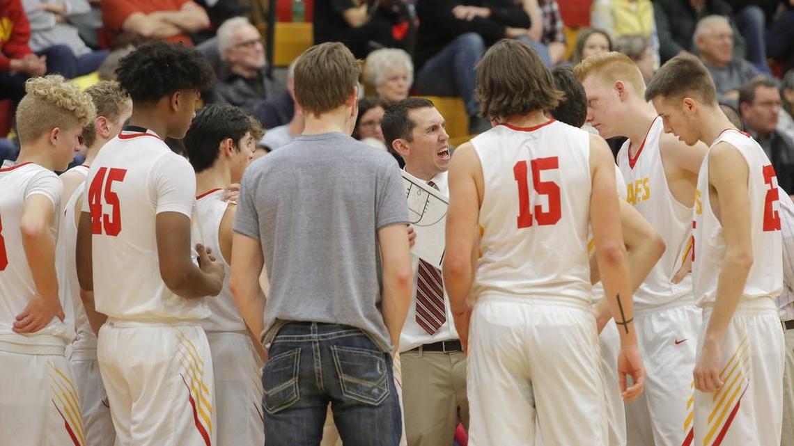 Kamiakin boys bid farewell to influential senior class after regional loss