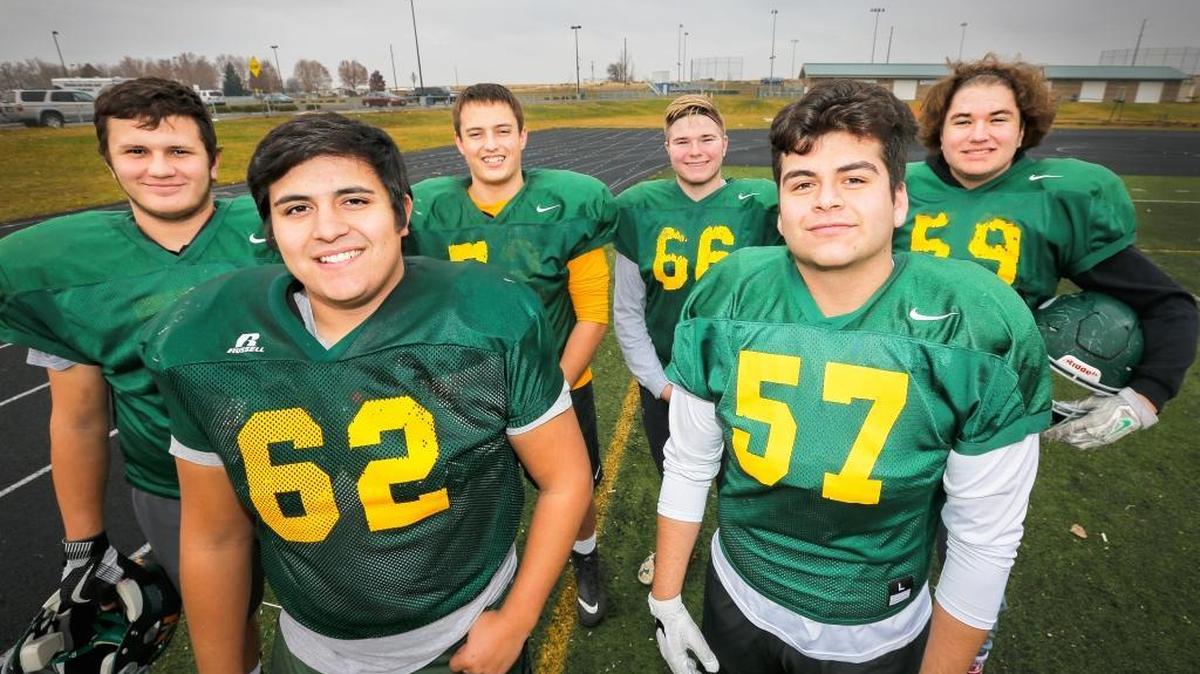 Richland’s offensive line: front, Santos Gallegos, Rene Marin Cuevas; back, Ben Dezember, Kristian Mijic, Geoffrey Robinson and Aric Davison.