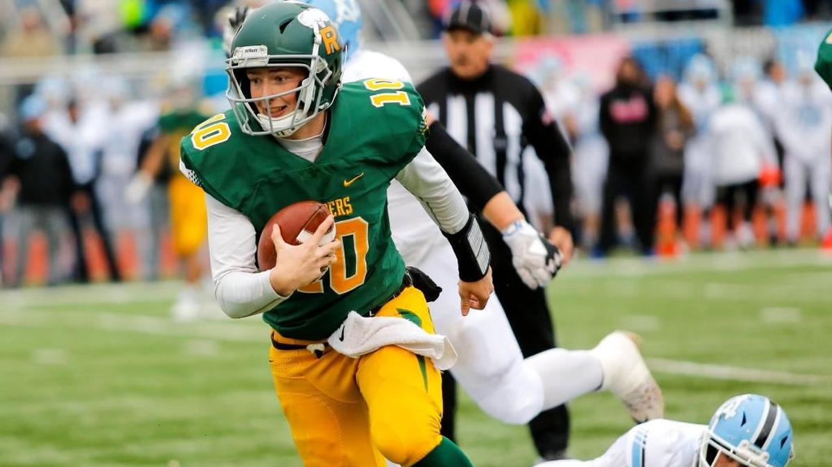 Richland quarterback Cade Jensen, scrambling against Central Valley on Saturday at Edgar Brown Stadium, was named a WIAA Athlete of the Week on Wednesday.