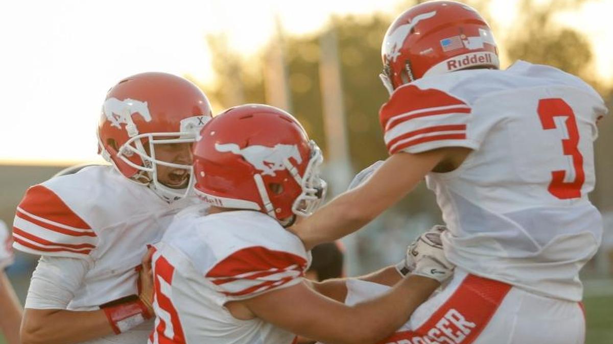 The Prosser Mustangs moved from No. 10 to No. 8 in this week’s Class 2A poll after beating Kennewick 22-14 last week.