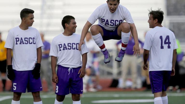 Pasco vs Kamiakin boy soccer, 4/26/2016