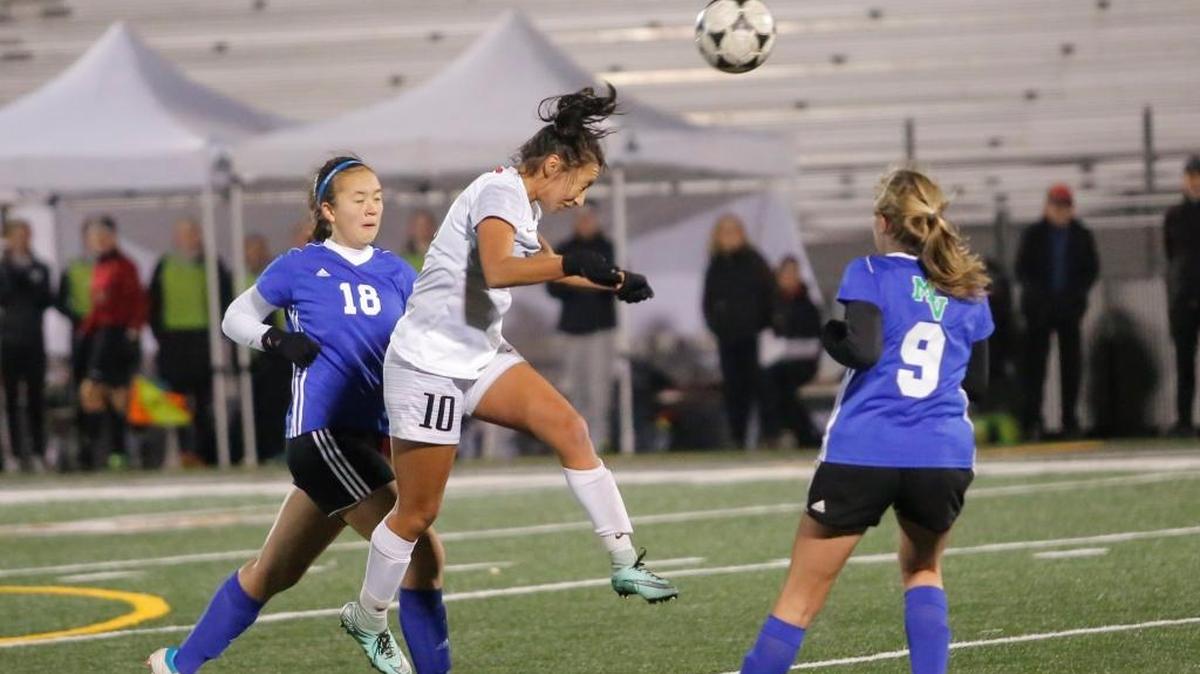 Kamiakin’s Aaliyah Valladares, heading a ball during the Braves 4-1 state playoff win over Mountain View last week, was named a WIAA Athlete of the Week on Wednesday. The senior midfielder had a goal and an assist in the Braves 2-1 win over Lakeside (Seattle) in the quarterfinals.