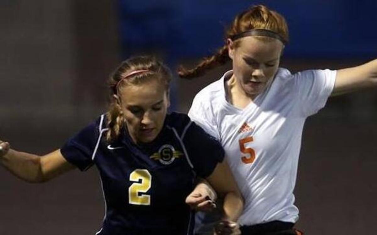 Southridge’s McKaley Goffard (2), who suffered a knee injury before the start of the 2015 season, has been a major piece of the Suns’ dynamic front line this year.