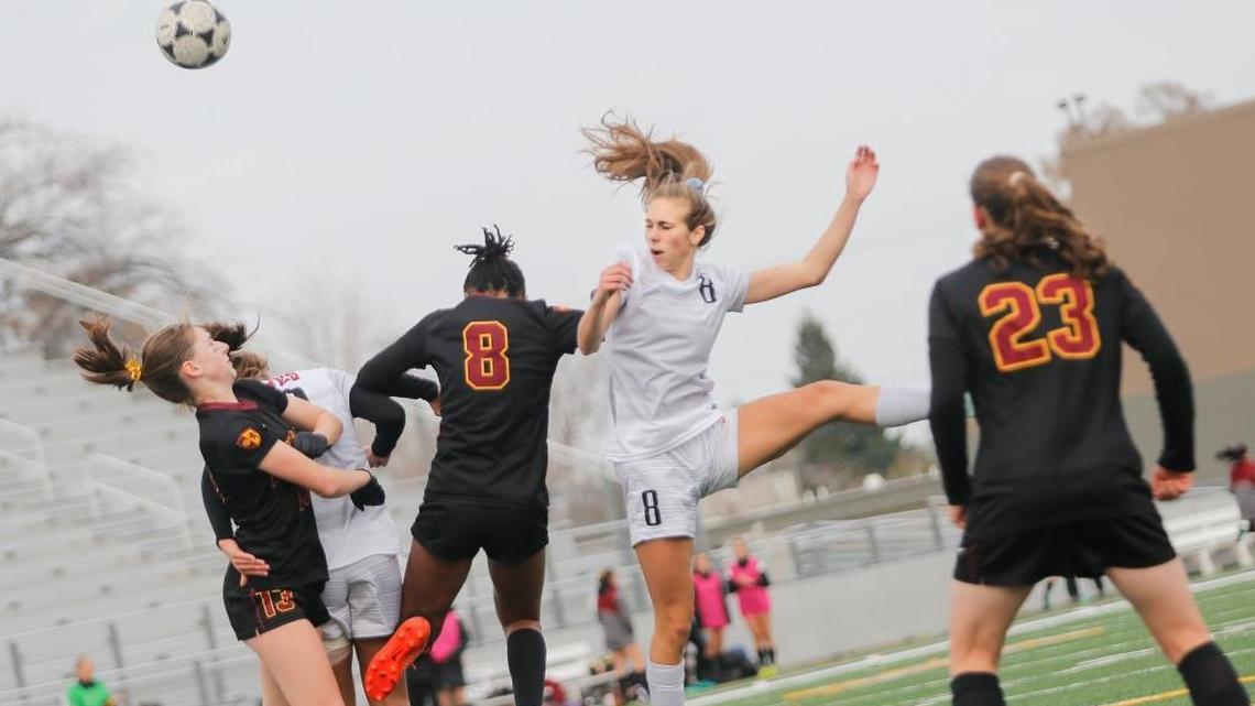 Donais hits OT game-winner, Kamiakin survives Lakeside in state quarterfinal