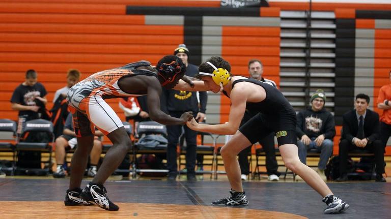 Kennewick vs Richland Wrestling, 12/10/2015
