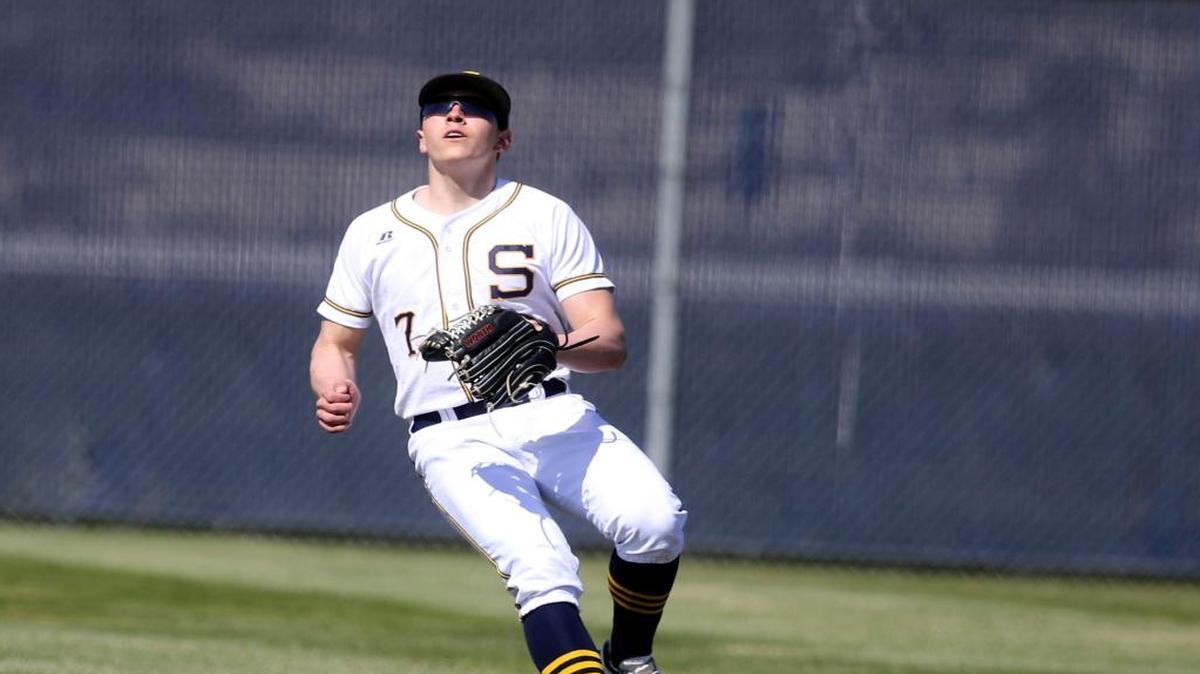 Southridge grad Mason Martin, preparing to catch a fly ball against Richland during the 2016 season, signed a minor-league contract with the Pittsburgh Pirates on Monday. Having already arrived in Bradenton, Fla., Martin will likely make his professional debut with the Pirates’ Gulf Coast League rookie team by the end of the week.