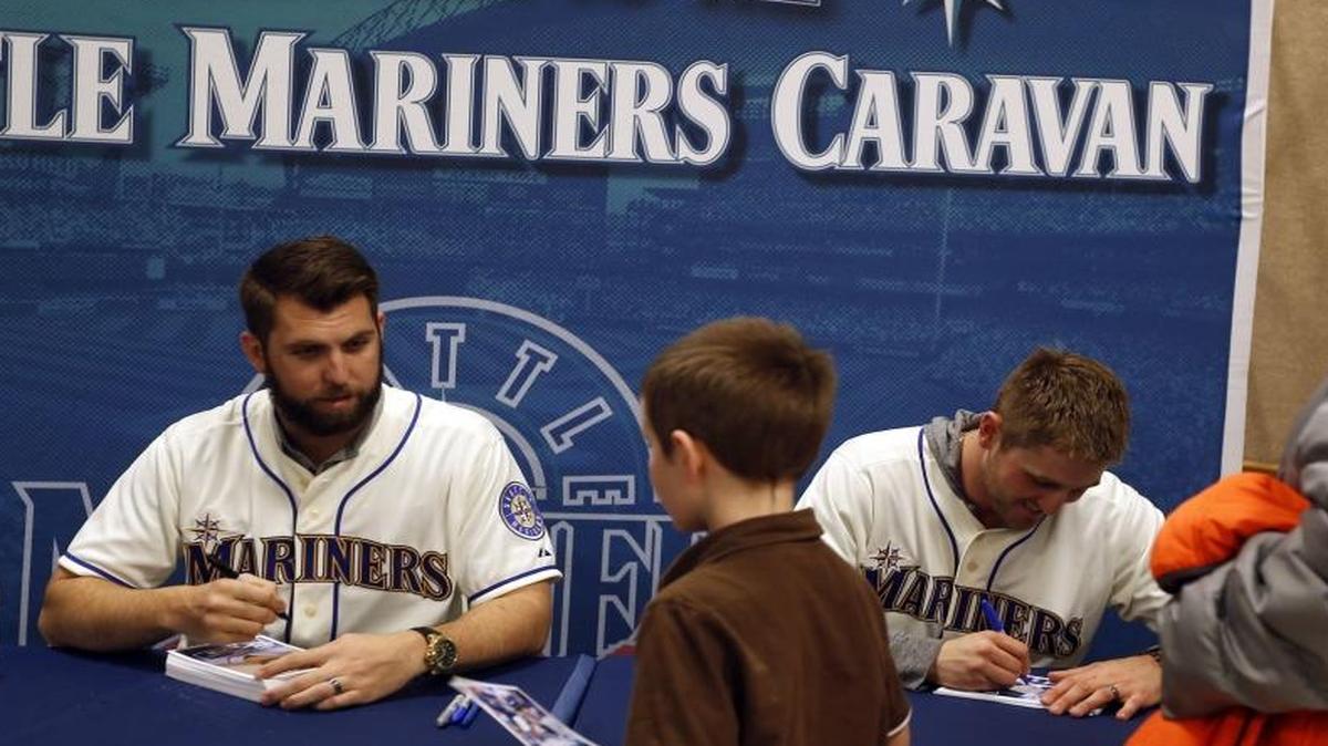 Southridge grad Shawn O’Malley, left, took part in the 2016 Seattle Mariners Caravan that visited the Tri-Cities. O’Malley will be back with the caravan when it makes it’s annual stop Jan. 13.