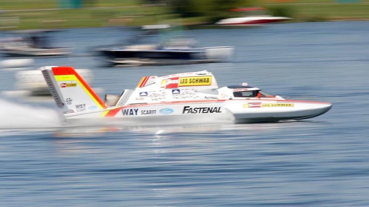 Andrew Tate in the U-9 Les Schwab Tires unlimited hydroplane rockets across the Columbia River Friday afternoon to an unofficial top qualifying speed of more than 162 mph during the afternoon qualifying session for the Columbia Cup. There was a violation on the run, but his previous run of 160.702 still topped the field.