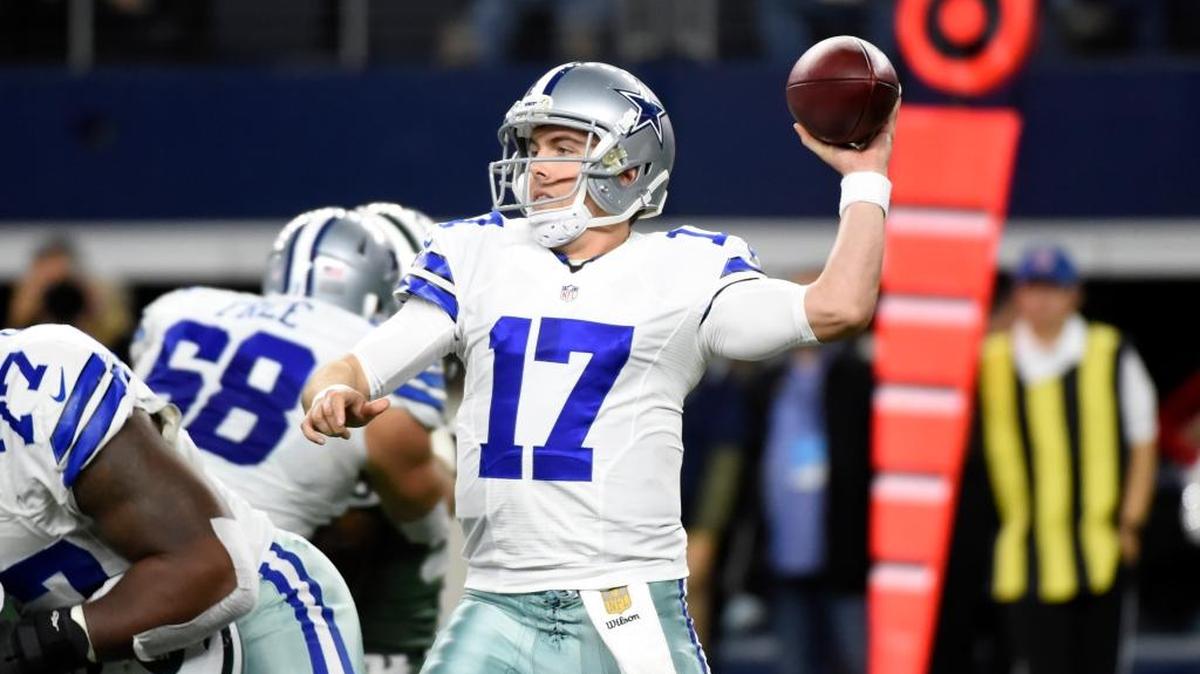 Prosser native and former Boise State star Kellen Moore is still the Cowboys’ chioce as No. 2 quaterback, backing up Dak Prescott.