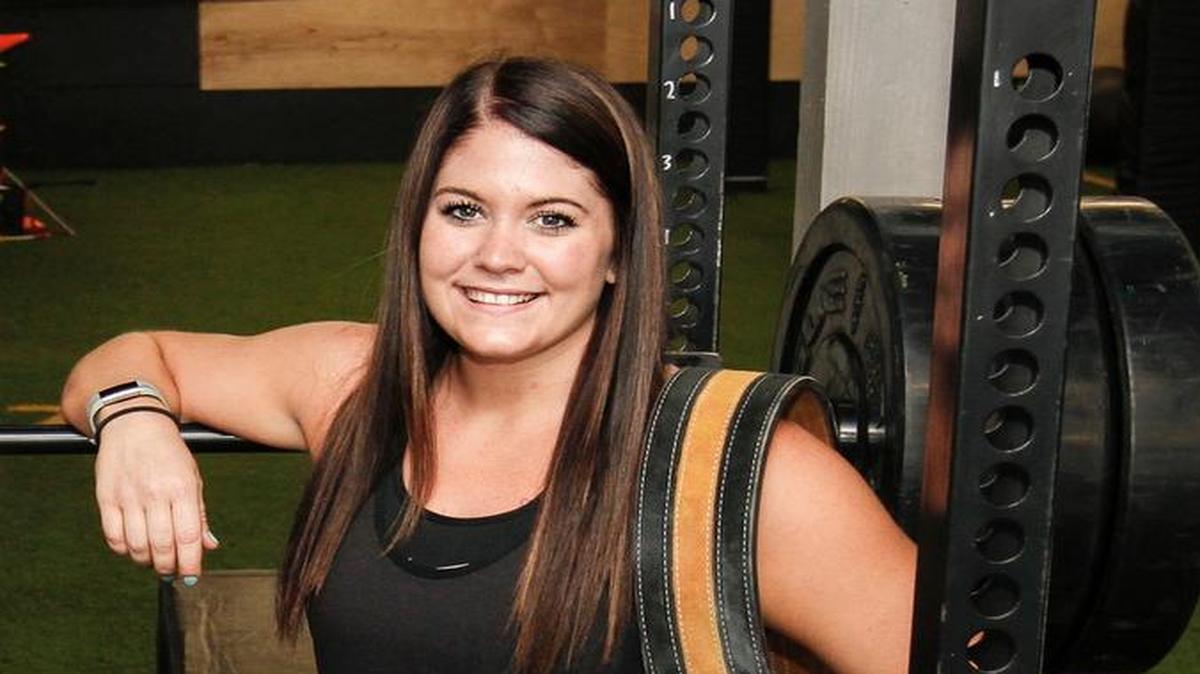 Kirsten Shockman qualified for the IPL World Powerlifting Championships in November after hitting the qualifying mark (941 pounds) Sunday.