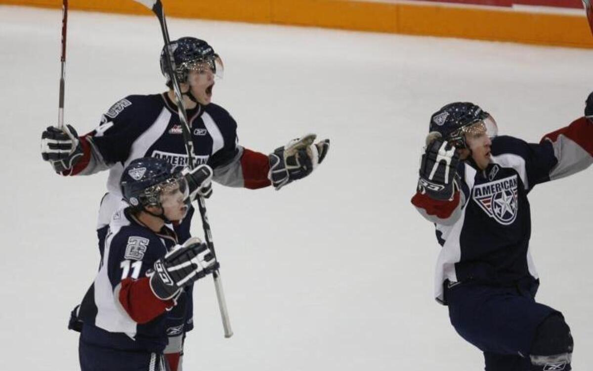 Brendan Shinnimin, top, Kruise Reddick (11) and Adam Hughesman, far right, helped lead the Tri-City Americans to their third consecutive U.S. Division title in 2010. Shinnimin and Hughesman have moved on to play in Europe.